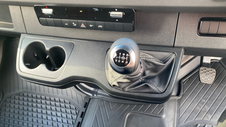 Mercedes-Benz Sprinter 315Cdi L2 Diesel Rwd 3.5t H2 Select Van